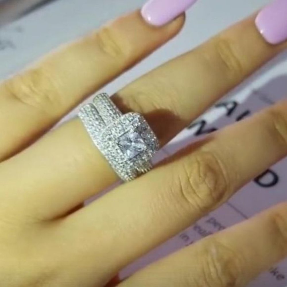 NEW 925 STERLING SILVER PRINCESS HALO RING SET, CUTE RING, SHINY RING. - Picture 3 of 8